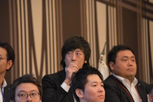 県都振興委員会　佐藤晃央　委員長 自社は、あえて地元大分に拠点を置きながら、全国展開・世界展開も視野に入れた企業活動を視野に入れているということなどをお話いただきました。