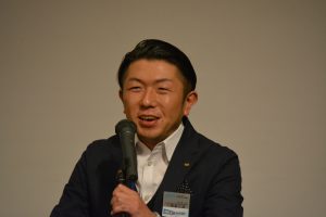 小間喜広通特別顧問による講評 人を巻き込むことの重要性と、人を巻き込んで大分青年会議所を活性化して欲しいなどのお話をいただきました。