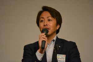 秋月洋佑監事による講評 ７年前に学生ネットワークを担当委員会副委員長として立ち上げたことを振り返り、例会企画の成功について、慶びの講評をいただきました。