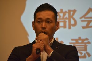 安全運行部会　辛島高広部会長 「アリ一匹も通さない！」、「ゾウの突進も食い止める！」と、熱く意気込み語り、自らハードルを上げ、部会メンバーの士気を高めました。