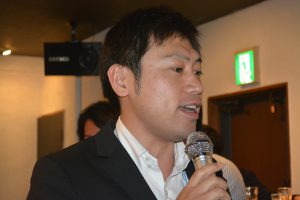 渡邊亮祐副理事長による一本締めで交流会が締めくくられました。