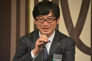 卒業生の部屋　三井肇　君 積極的にＪＣ活動をしていくことの大切さ、ＪＣ活動への未練、残りのＪＣ生活への意気込みなどを語ってくれました。