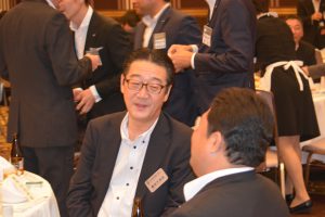 交流会の様子⑧ 藤田千克由ＯＢ会長も、現役会員にいろいろなお話をしてくださりました。